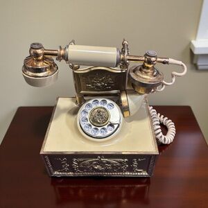 Vintage Cream and Gold Rotary Phone
